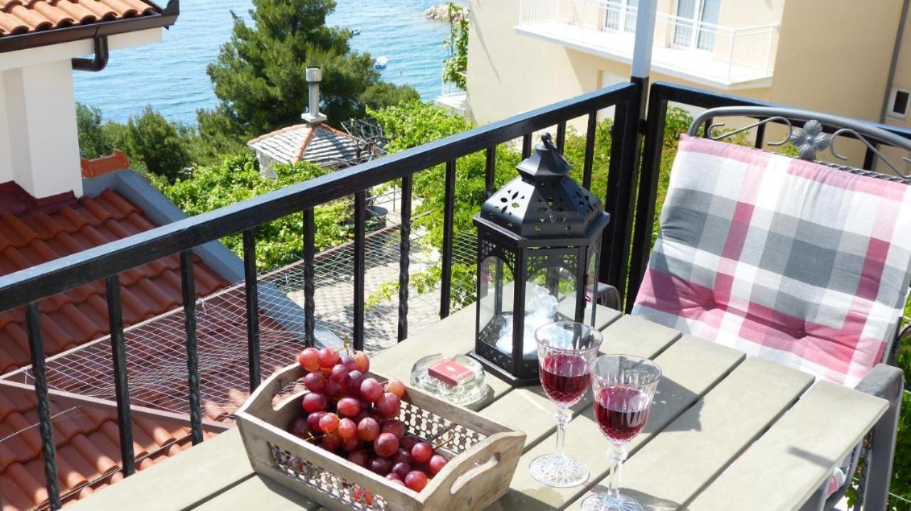 Beach Apartments Nemira Omiš Kültér fotó