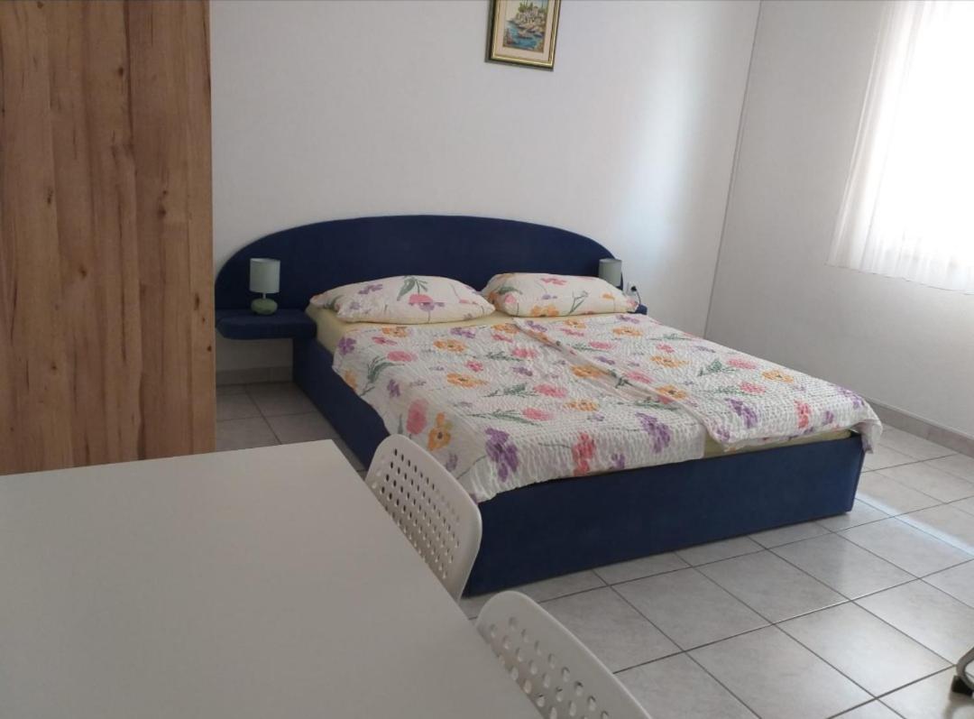 Beach Apartments Nemira Omiš Kültér fotó