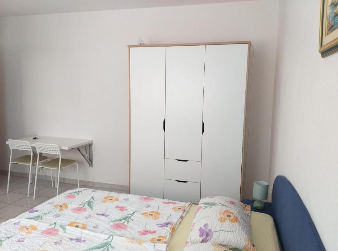 Beach Apartments Nemira Omiš Kültér fotó